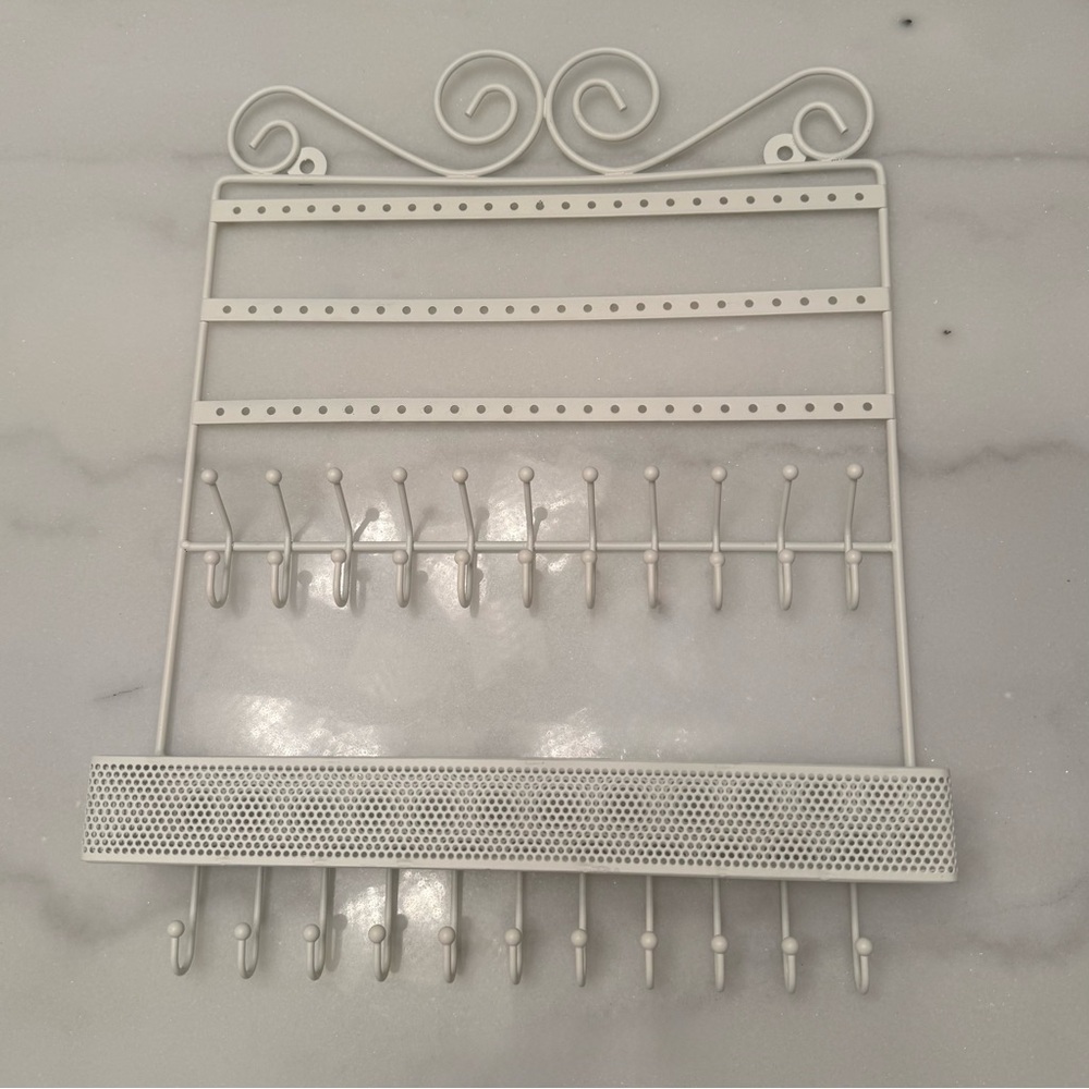 Hanging Jewelry Organizer & Holder in White